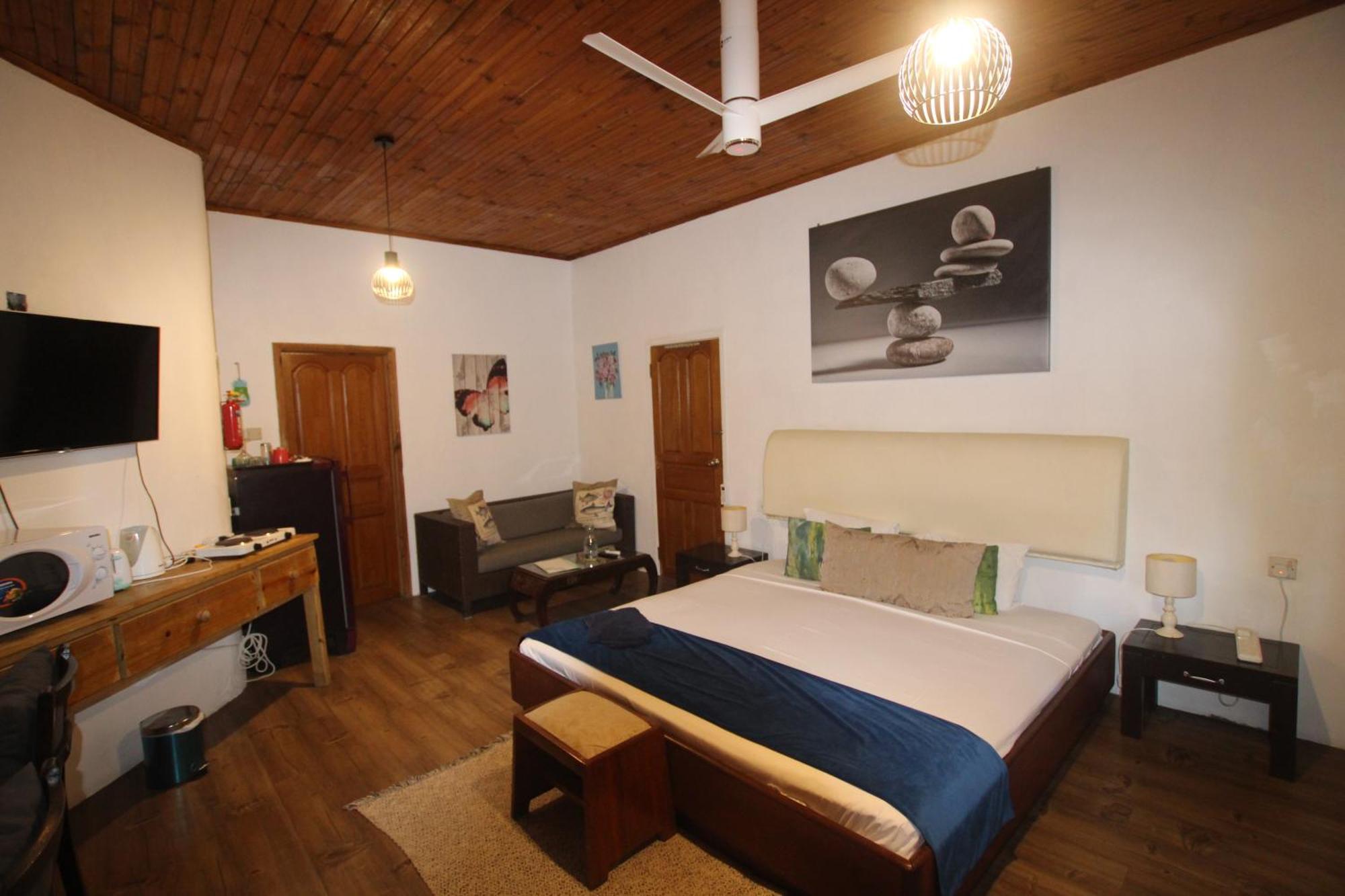 Castaway Lodge Pointe Au Sel Room photo